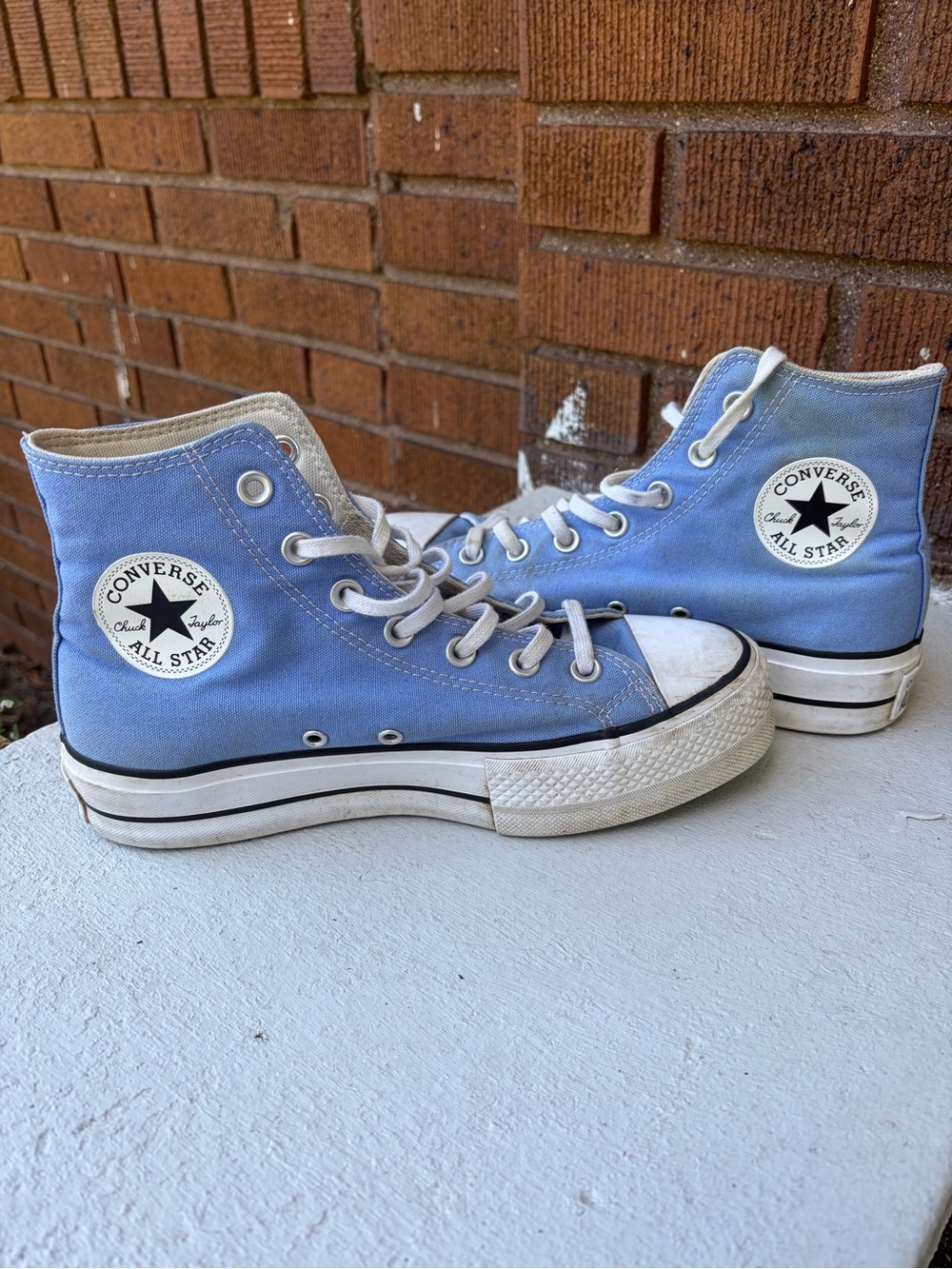 Converse High Top Sneakers in Sky Blue